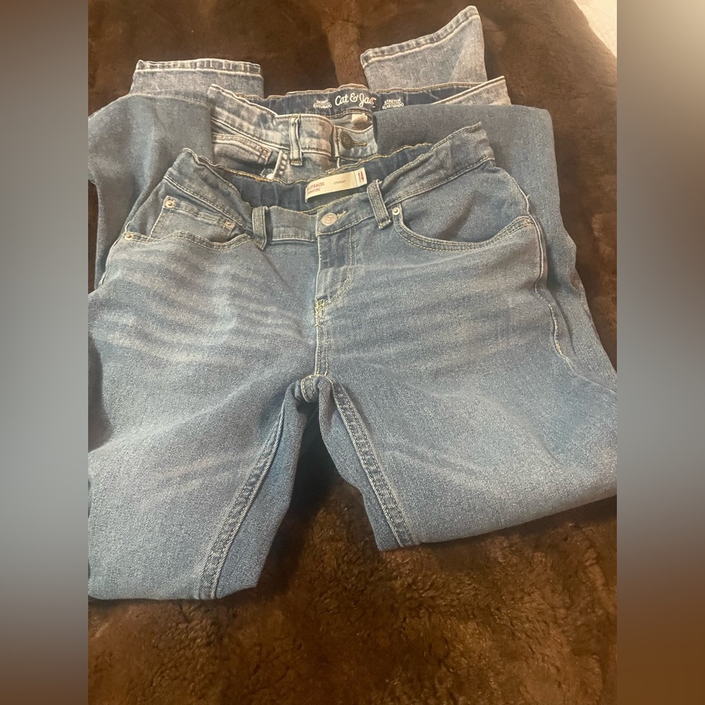Boys bundle of size 14 jeans Cat&Jack and Levi’s
